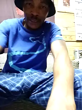 Snapshot of Ngamla123 chatting on October 5, 7:12 pm Ngamla123 online show from October 5, 7:12 pm