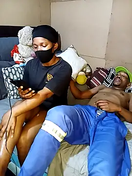 Snapshot of Ngamla123 chatting on October 9, 8:18 pm Ngamla123 online show from October 9, 8:18 pm