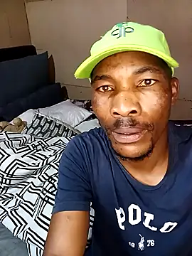 Snapshot of Ngamla123 chatting on October 12, 6:01 am Ngamla123 online show from October 12, 6:01 am