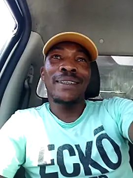 Snapshot of Ngamla123 chatting on October 30, 10:16 am Ngamla123 online show from October 30, 10:16 am