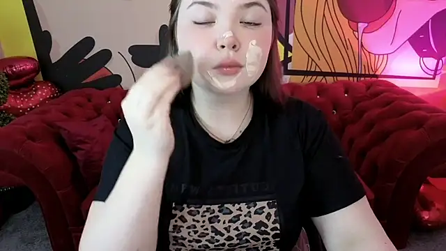 RosieMoons online show from March 17, 10:02 pm