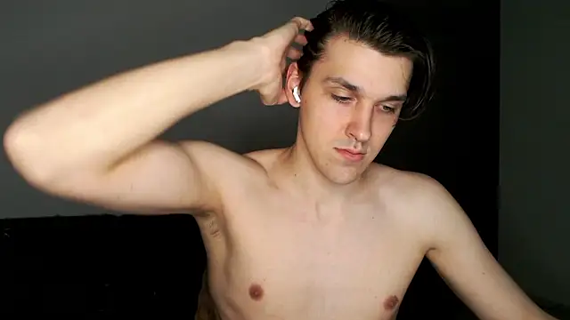 boy next door 1 online show from December 18, 10:38 pm