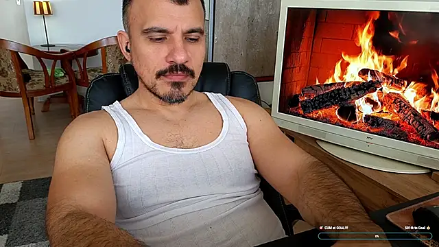 officeman7 online show from April 18, 9:02 am