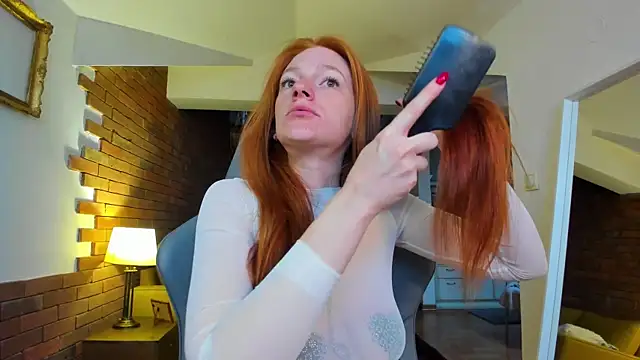 Aliceginger99 online show from November 12, 6:14 am