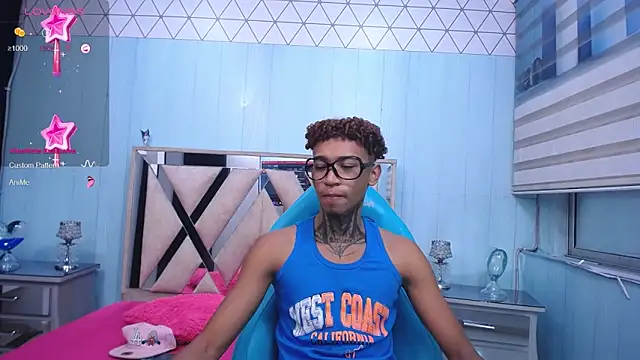 sexy blacks  online show from January 11, 11:45 am