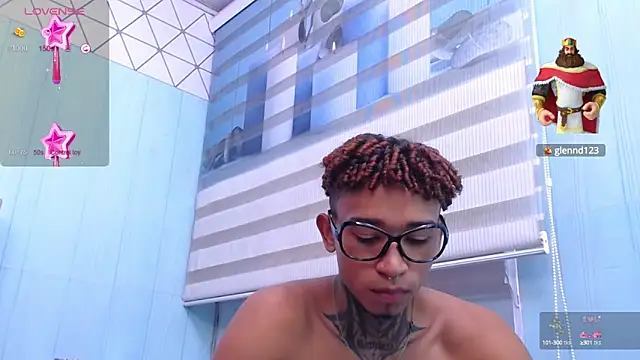 sexy blacks  online show from January 17, 2:28 pm