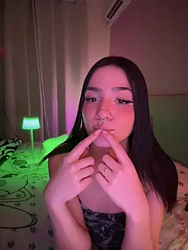 Snapshot of ShannonShanny chatting on October 17, 7:05 pm ShannonShanny online show from October 17, 7:05 pm