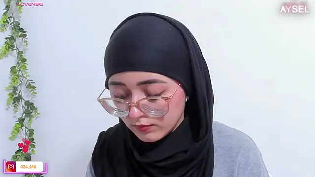 aysel elid online show from January 23, 8:56 pm