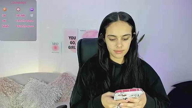 Snapshot of ChloeHarper_ chatting on February 20, 12:36 pm ChloeHarper online show from February 20, 12:36 pm