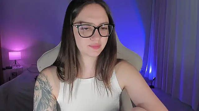 Sonia moon  online show from January 10, 4:44 am