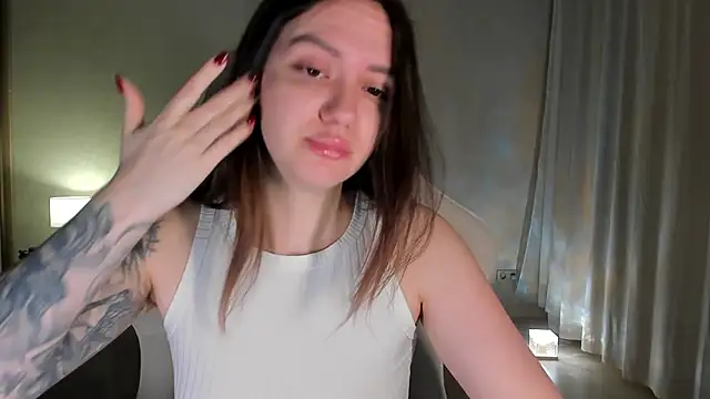 Sonia moon  online show from January 20, 1:28 am