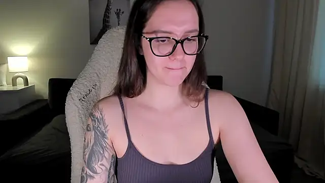 Sonia moon  online show from March 6, 5:35 am
