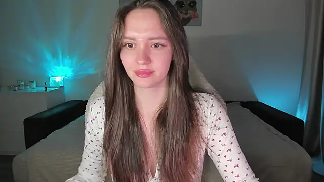 Sonia moon  online show from October 1, 2:28 am