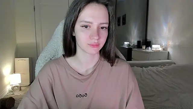 Sonia moon  online show from October 12, 2:32 am