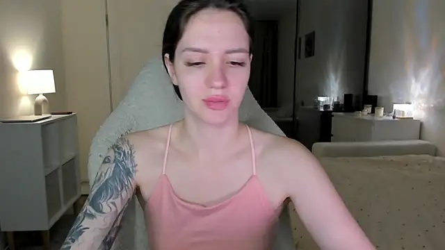 Sonia moon  online show from October 18, 2:36 am