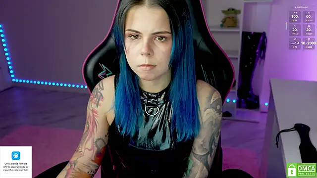 Latex Kitty online show from November 14, 1:43 pm