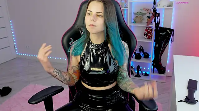 Latex Kitty online show from April 2, 2:26 pm