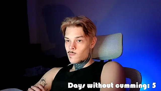 DENIS HERE online show from April 24, 7:27 pm