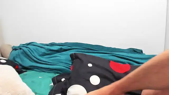 10in deluxe online show from December 21, 7:35 am