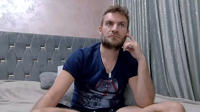 10in deluxe online show from December 3, 7:05 am