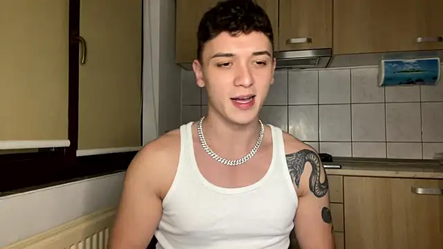 Joedonovan1 online show from December 16, 7:54 pm