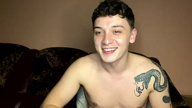 Joedonovan1 online show from February 4, 10:13 pm