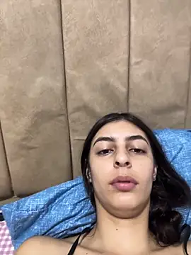 Snapshot of cristel_17 chatting on May 23, 2:32 pm cristel 17 online show from May 23, 2:32 pm