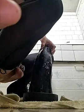 Snapshot of WhoreAnalsssxxx chatting on February 10, 12:41 am WhoreAnalsssxxx online show from February 10, 12:41 am