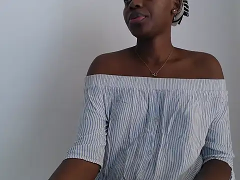 black   ghodess online show from September 17, 7:43 am