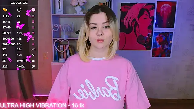 cutie mili online show from March 5, 1:39 pm