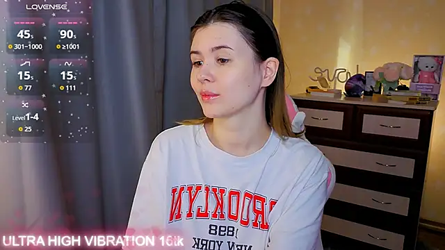 cutie mili online show from November 5, 7:41 am