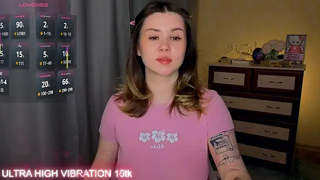 cutie mili online show from April 3, 9:07 am