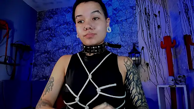 irregular fetish  online show from March 18, 8:04 pm