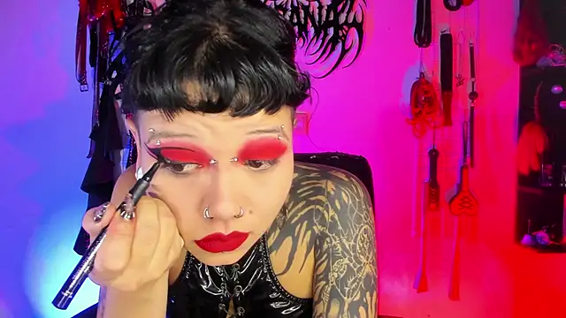 irregular fetish  online show from April 23, 10:12 pm