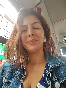 scarlett moore online show from September 18, 3:47 pm