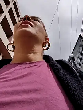 scarlett moore online show from January 16, 3:27 pm