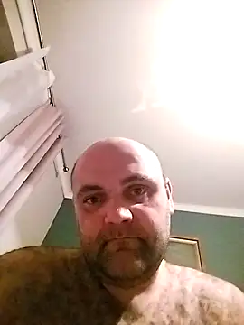 OwlosionyMisiek1991 online show from February 21, 9:32 pm