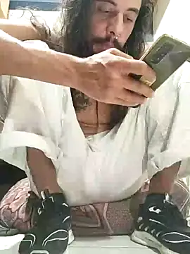 Snapshot of iirgastam3 chatting on January 19, 11:53 pm iirgastam3 online show from January 19, 11:53 pm