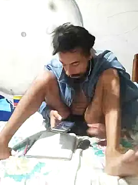 Snapshot of iirgastam3 chatting on February 6, 12:33 am iirgastam3 online show from February 6, 12:33 am