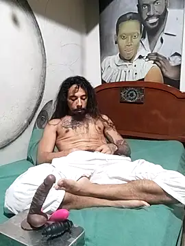 Snapshot of iirgastam3 chatting on February 14, 3:11 am iirgastam3 online show from February 14, 3:11 am