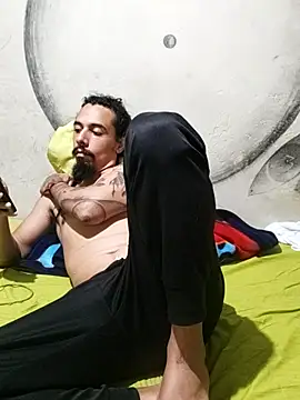 Snapshot of iirgastam3 chatting on September 12, 1:06 am iirgastam3 online show from September 12, 1:06 am