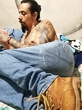 Snapshot of iirgastam3 chatting on October 3, 1:24 am iirgastam3 online show from October 3, 1:24 am