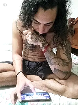 Snapshot of iirgastam3 chatting on October 19, 1:28 am iirgastam3 online show from October 19, 1:28 am