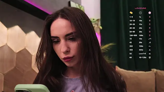 BabyYoda- online show from April 1, 5:41 am