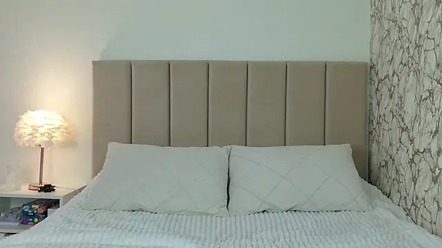 jane-sucks online show from September 28, 3:06 pm