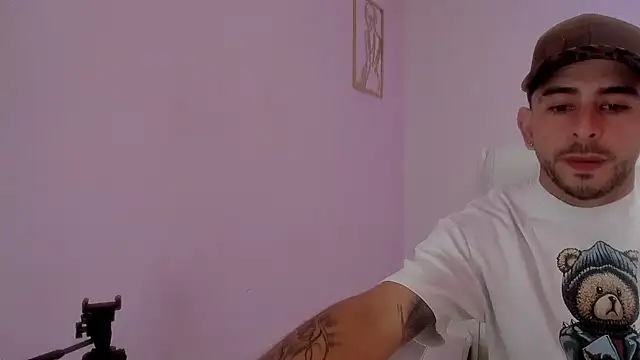 Ethan mullers online show from January 31, 7:51 pm