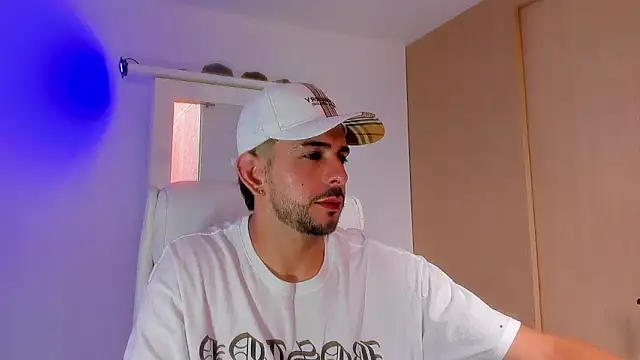 Ethan mullers online show from February 3, 7:10 pm