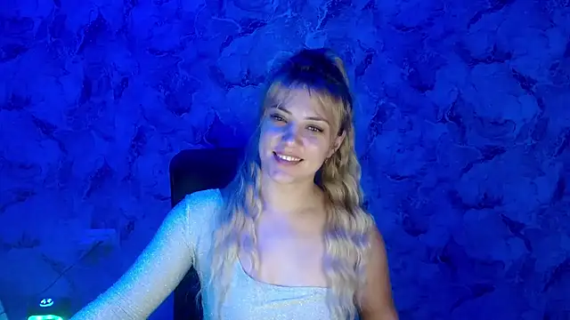Snapshot of nika_gold1 chatting on July 28, 8:52 pm nika gold1 online show from July 28, 8:52 pm