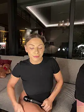 SexOnMyLvL online show from December 15, 9:41 pm