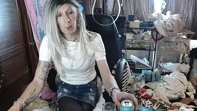 Ombeline1 online show from October 9, 9:18 am